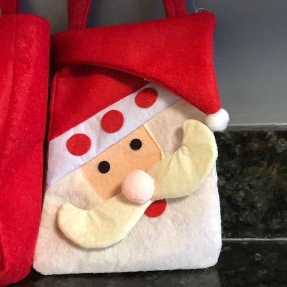 Adorable Never used reusable Christmas gift bags - Picture 2 of 4
